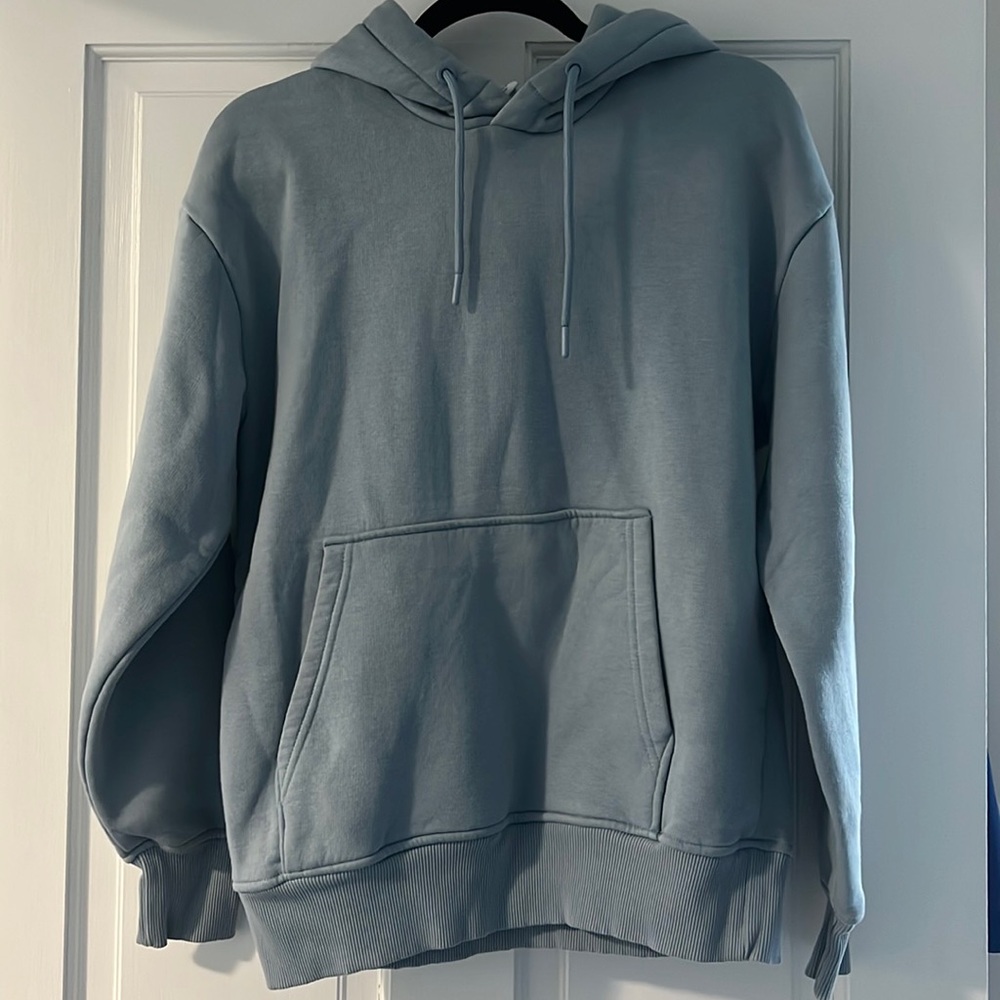 Zara Men’s Blue Hooded Sweatshirt with Pocket